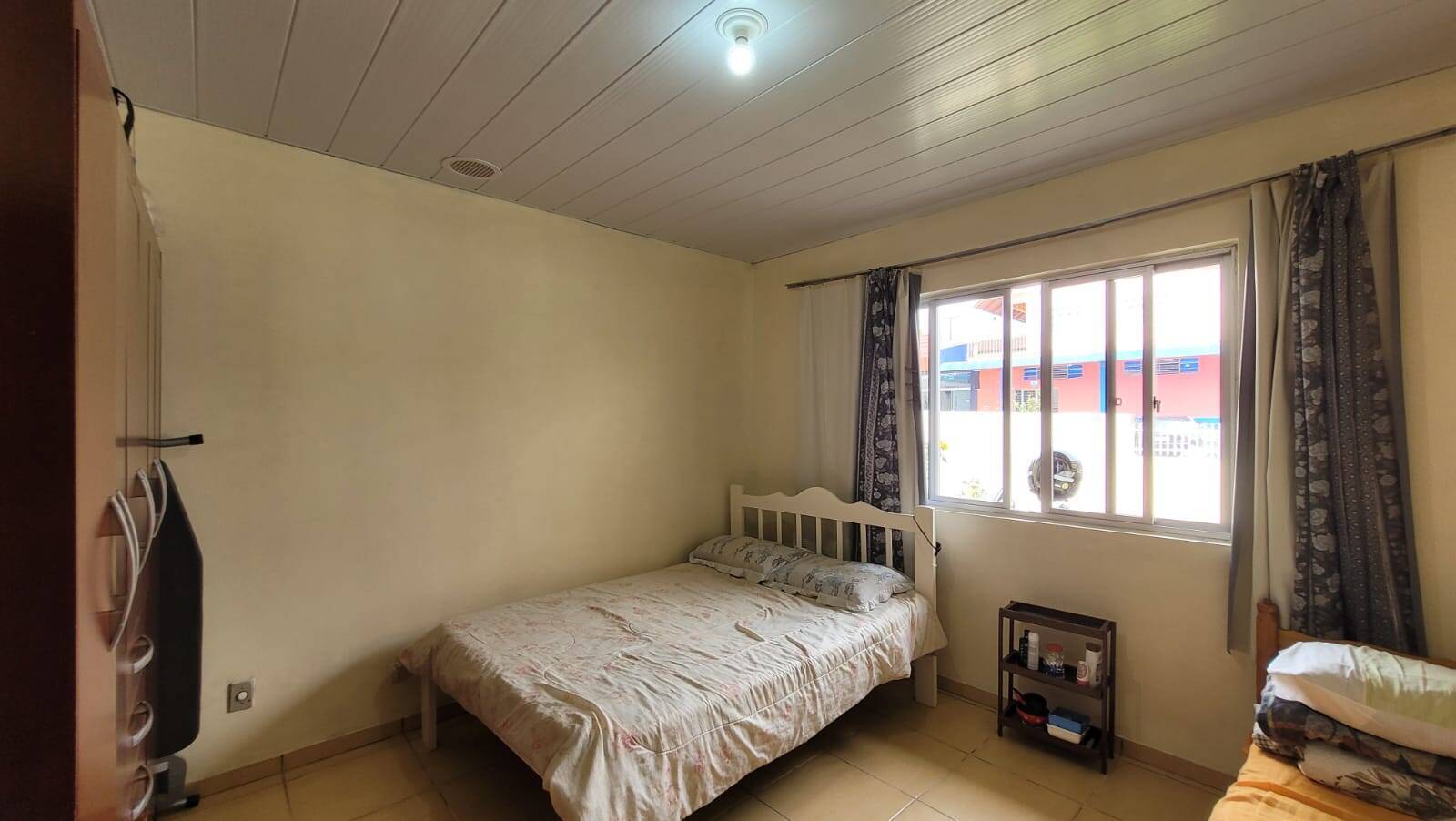 Casa à venda com 2 quartos, 80m² - Foto 11