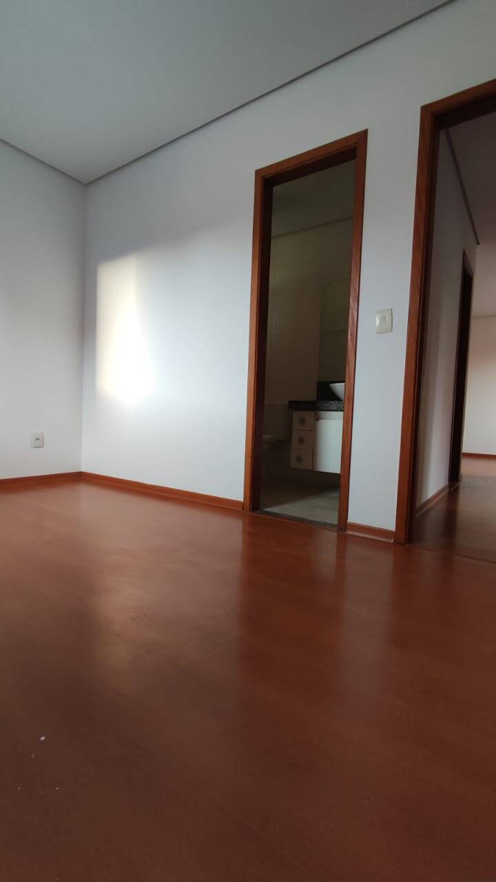 Apartamento à venda com 3 quartos, 103m² - Foto 16