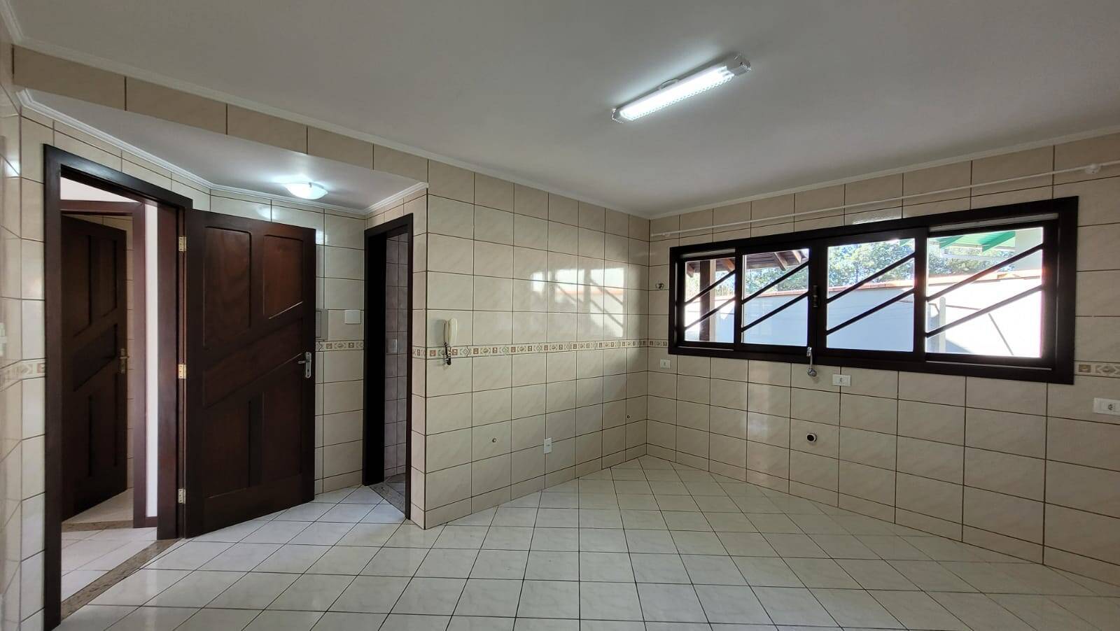 Casa à venda com 3 quartos, 140m² - Foto 12