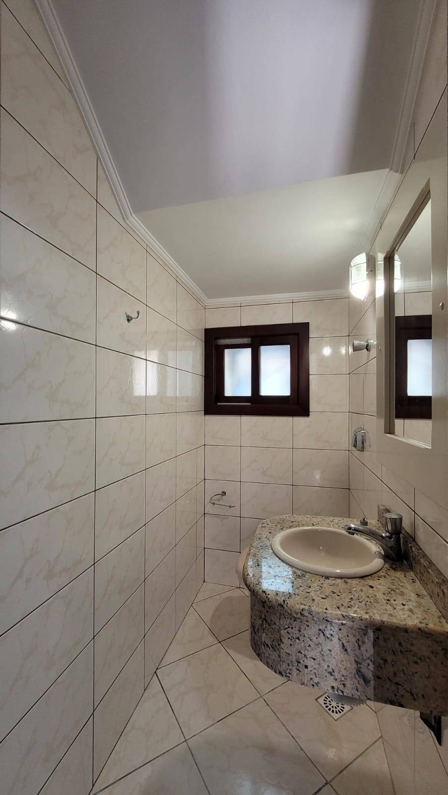 Casa à venda com 3 quartos, 140m² - Foto 11