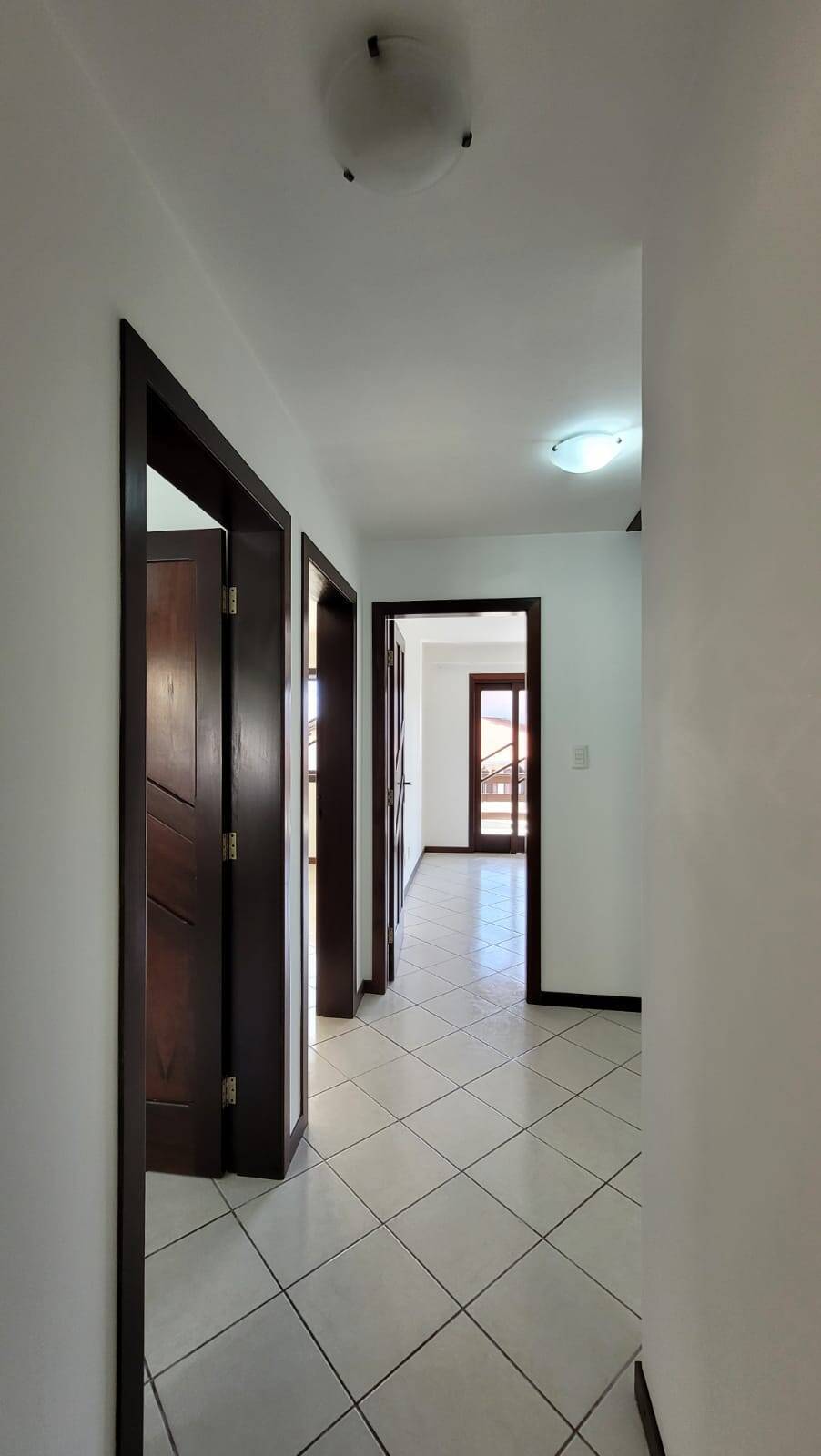 Casa à venda com 3 quartos, 140m² - Foto 25