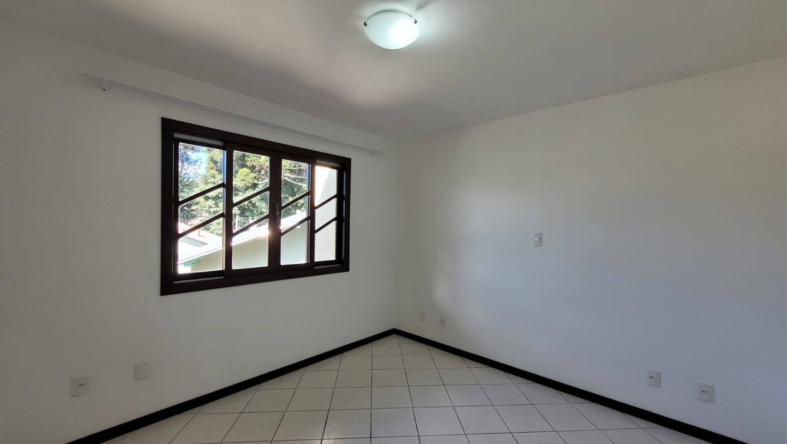 Casa à venda com 3 quartos, 140m² - Foto 26